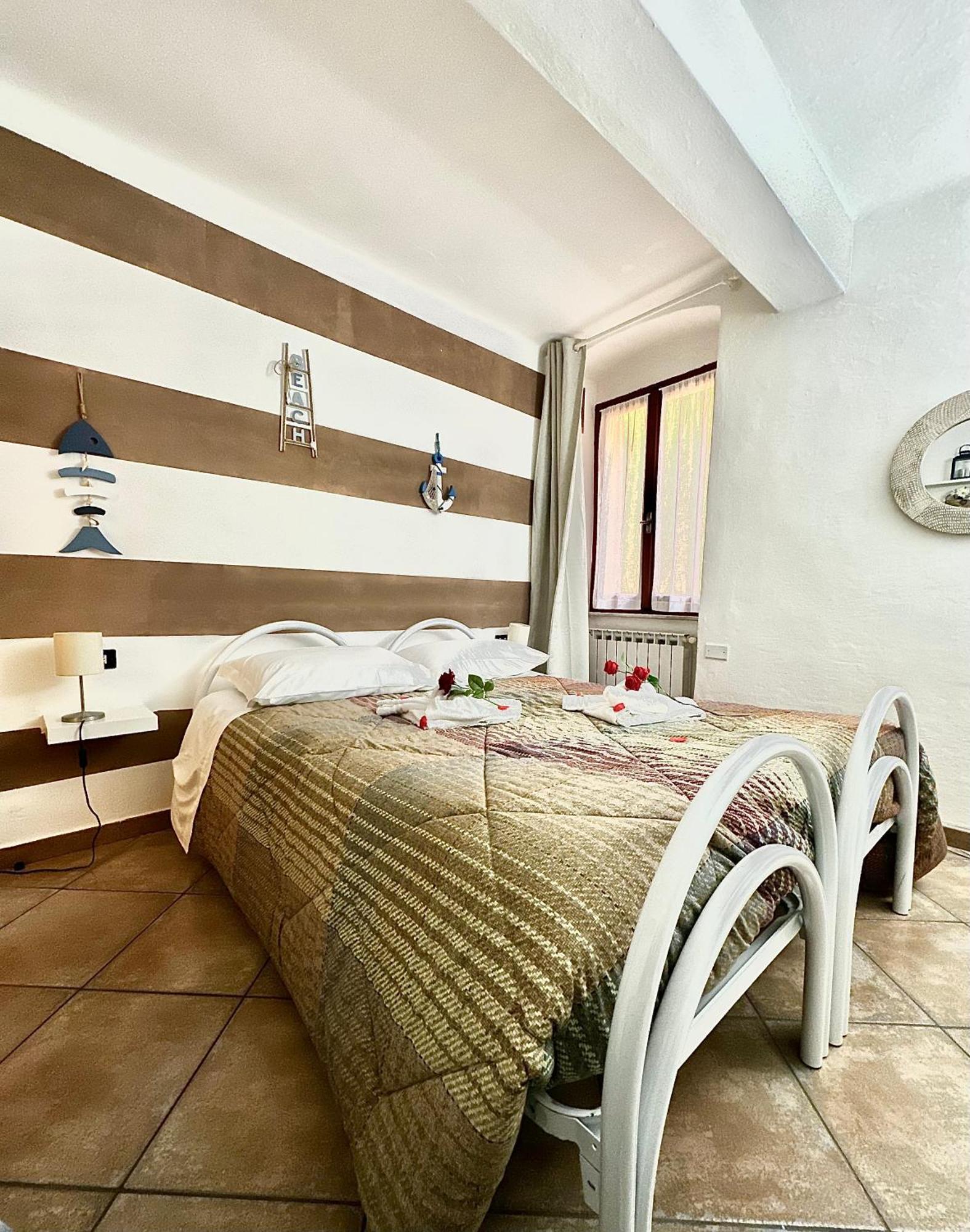 Ubetty Village Center Two-Bedrooms Apartment 5Terreparco Риомаджиоре Экстерьер фото